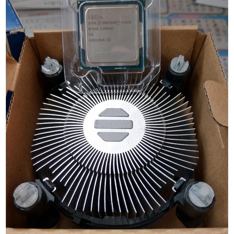 【現貨-全新】實物拍攝-附原廠風扇外盒 Intel pentium G3260 3.30GHz 3MB 1150腳位