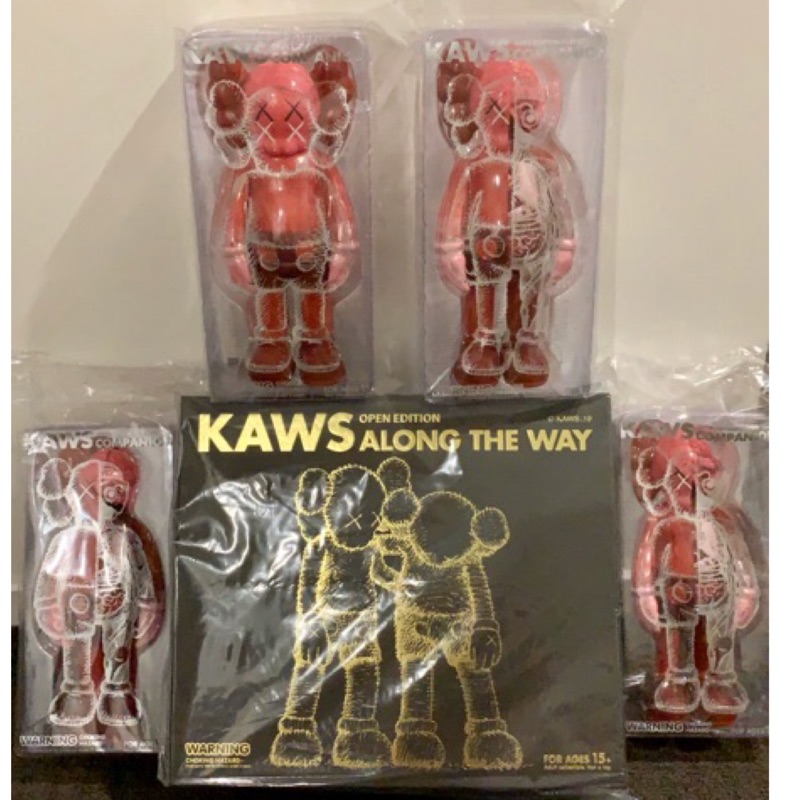 ❤️‍🔥現貨❤️‍🔥澳洲寄回全新Kaws  半剖公仔 紅 上海限定