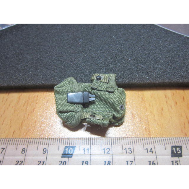 J6G2經理裝備 1/6布製手榴彈與彈匣兩用裝備袋一個 mini模型裝備