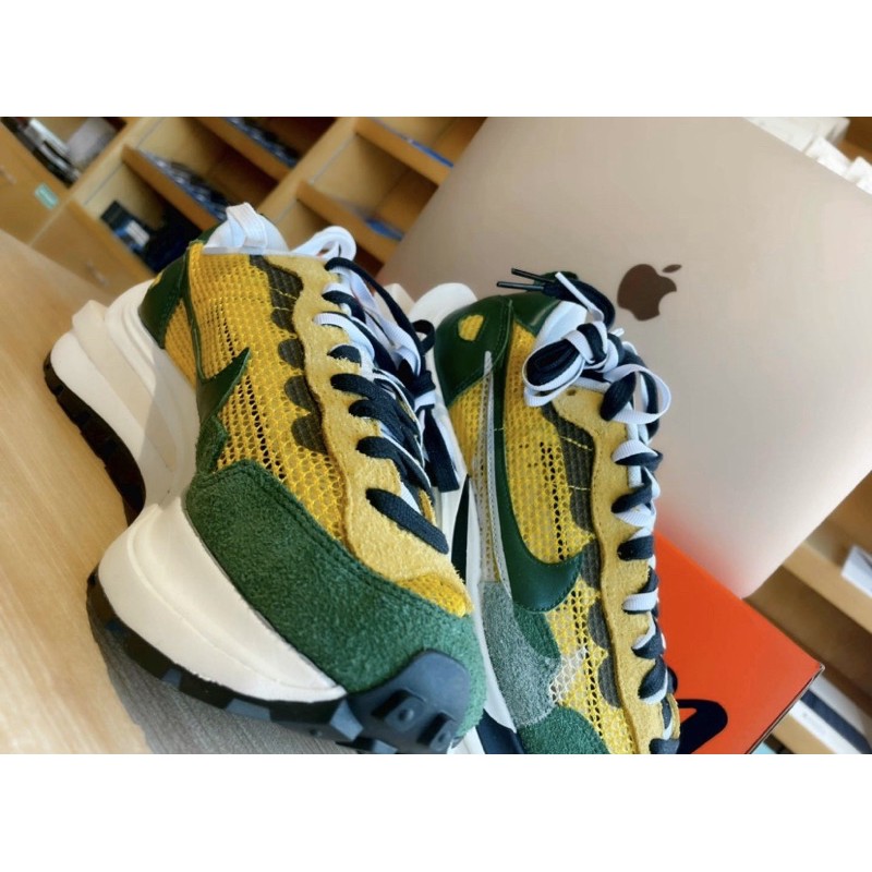 nike sacai yellow