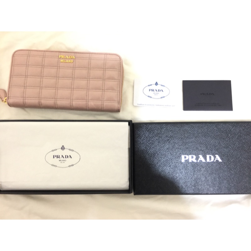 全新Prada 粉色長夾