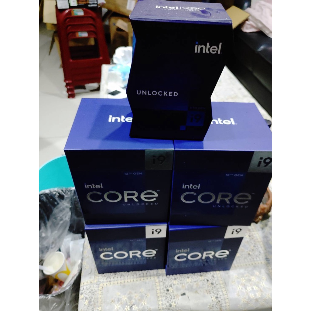INTEL I9 CPU盒子 盒子 壓克力盒 信仰之盒 無CPU 精美裝飾盒  9代 10代 11代 12代