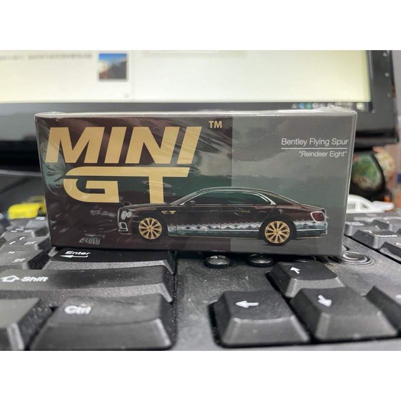 Mini GT 1/64 聖誕節限定款 賓利 Bentley