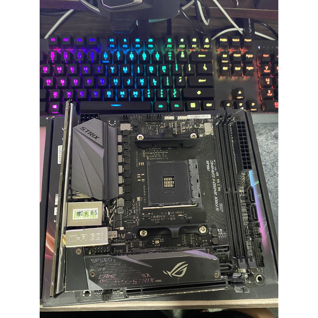 二手 ASUS ROG Strix B450i ITX主機板