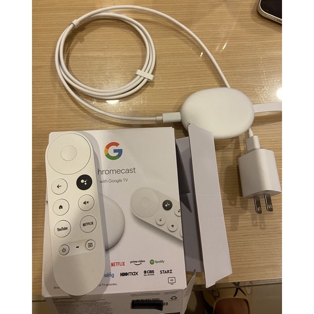 四代 Google Chromecast with Google TV. （9.8成新）