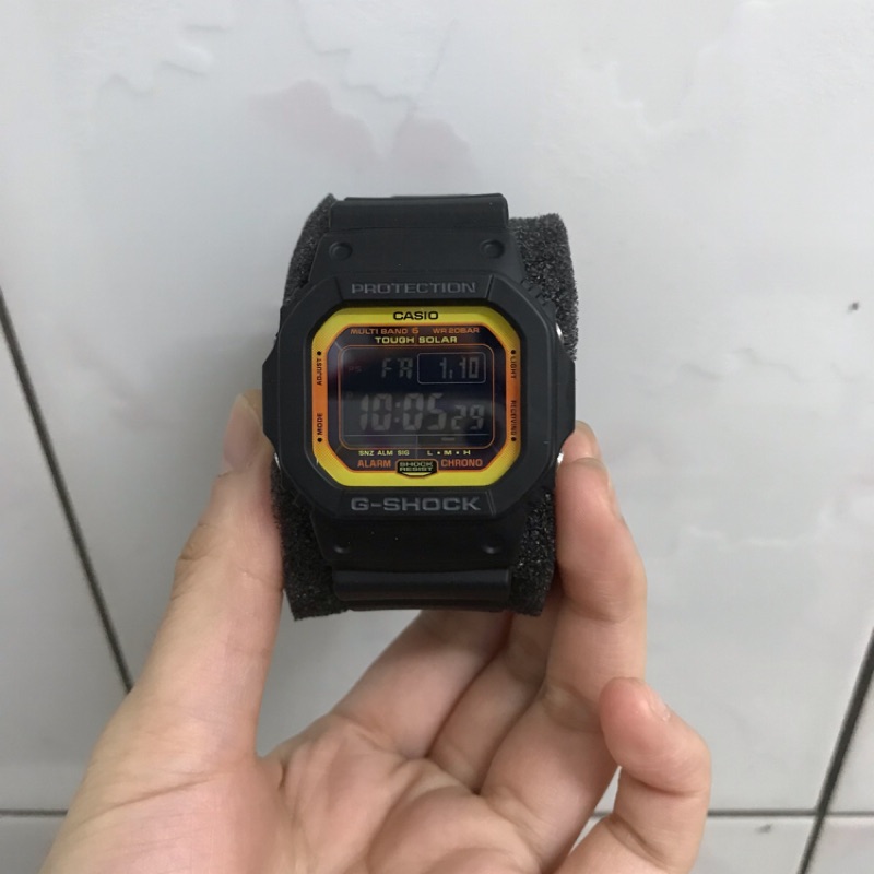 卡西歐 G-shock 電子手錶GW-M5610BY-1