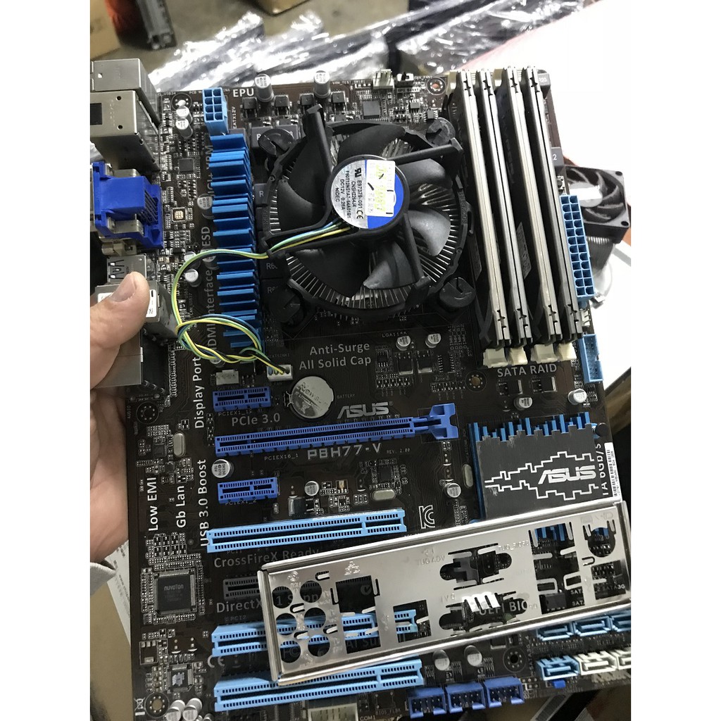 正式版 I7 2600+華碩P8H77-V+金士頓DDR3 1600 4GB*4