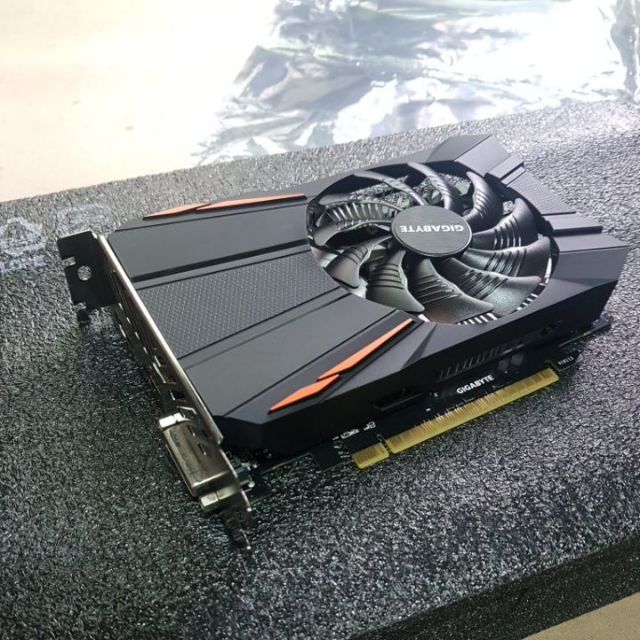 GIGABYTE GTX 1050TI D5 4G 單風扇顯示卡