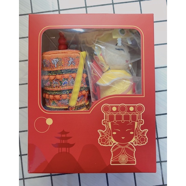 鎮瀾宮 娘傘日月扇旗座四件組+ 轉運吉氣大甲媽祖娃娃