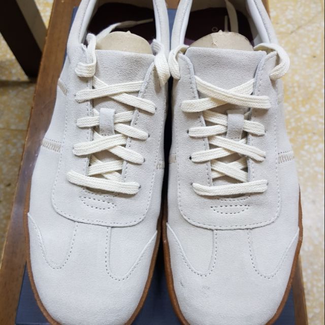 Clarks originals milligan off white suede sneaker 麂皮休閒鞋UK10 | 蝦皮購物