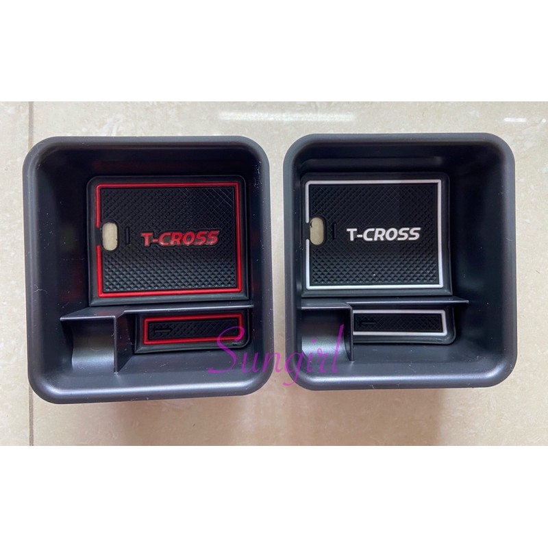 現貨 福斯 T-CROSS 中央扶手置物盒 零錢盒 小物品置放盒  原車設計  密合度好