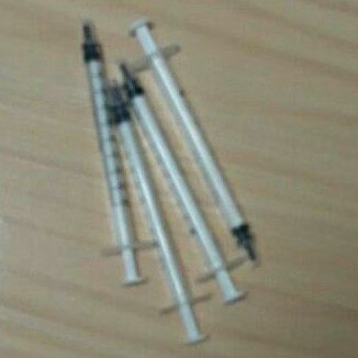 1ml 1cc 一毫升小針筒餵食墨水填充空針筒 蝦皮購物