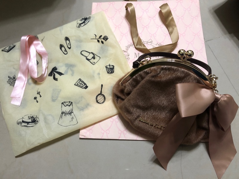 Maison De Fleur 福袋拆賣咖啡提包可放5吋以上手機 中夾 蝦皮購物