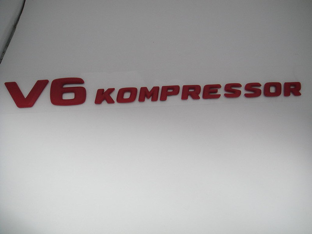 BENZ 賓士 V6 kompressor 葉子版 字體 烤漆紅 噴紅