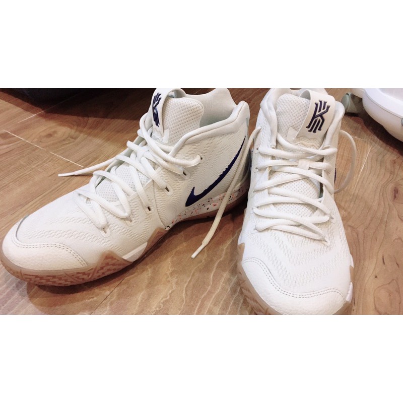 Nike Kyrie 4代籃球鞋
