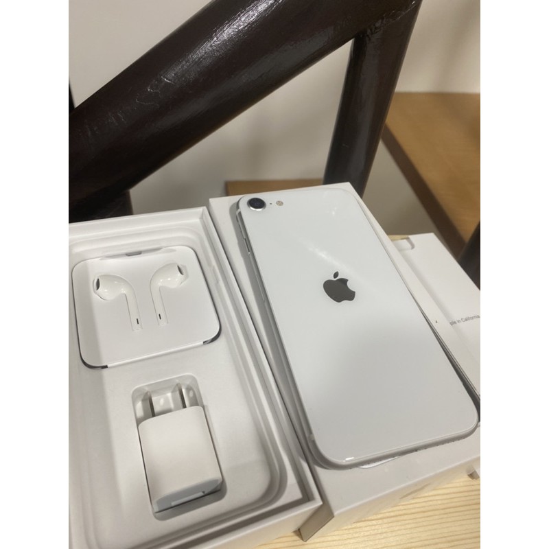 超新的 白色 iPhone SE 盒裝完整附件全，128G