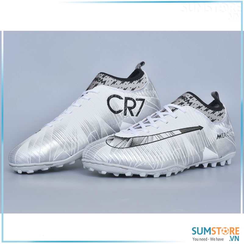 Cr7 銀色超火高幫足球鞋