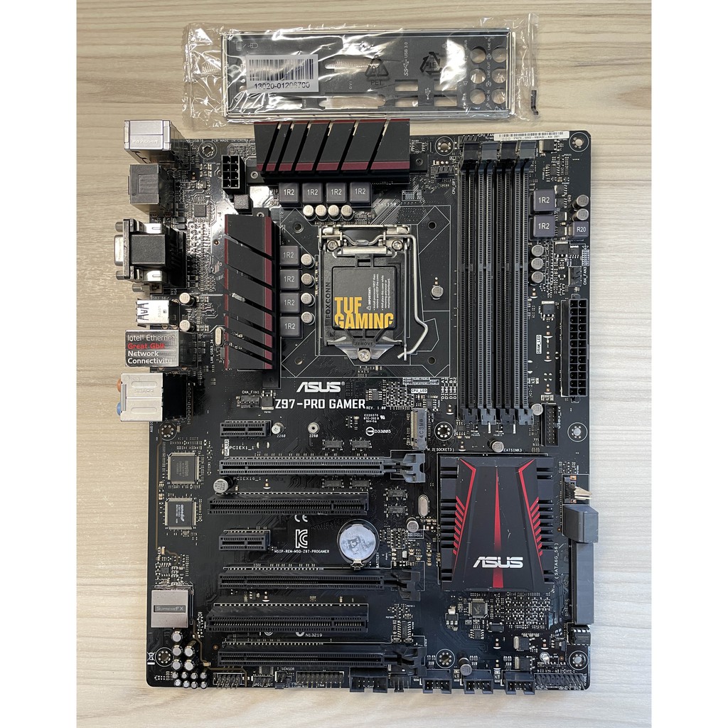 ⭐️【華碩 ASUS Z97-PRO GAMER】⭐ 外觀有小瑕疵/電競系列/支援i7-4790K/全新擋板/保固1個月