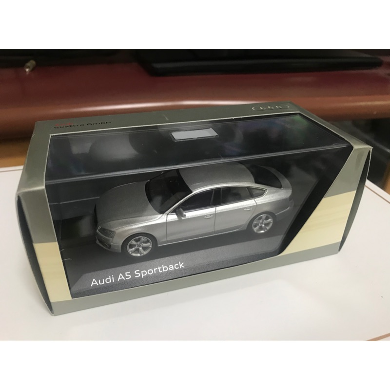 2—Audi A5 Sportback 1/43 silver