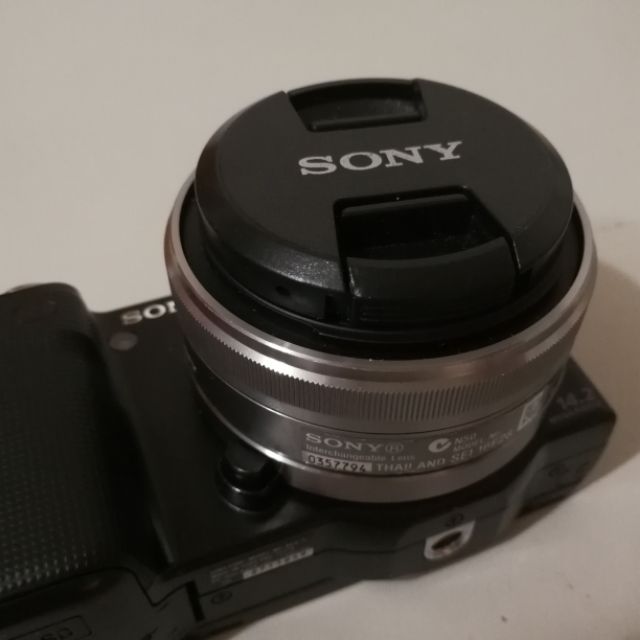 Sony SEL16F28 16mm f2.8