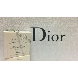 💋全新Dior專櫃正品🌟迪奧 Miss Dior花漾精萃香氛 針管香水1ml+MissDior 幸運手環手鍊✔