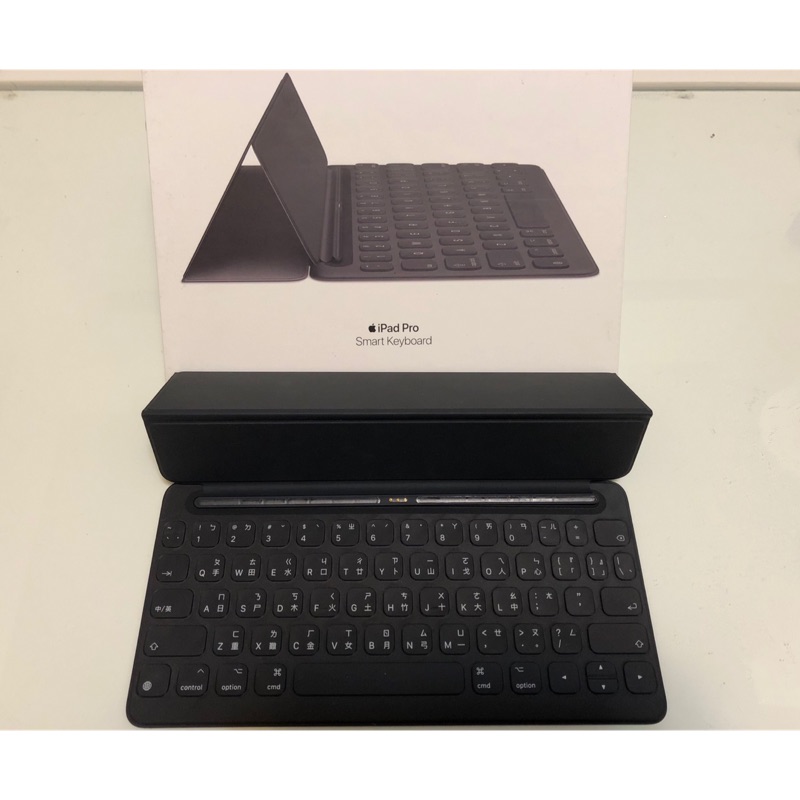 Smart keyboard  iPad Pro 10.5吋 原廠專用鍵盤(注音）