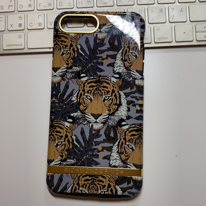 Iphone 8plus 手機殼richmond Finch Kelly同款 蝦皮購物