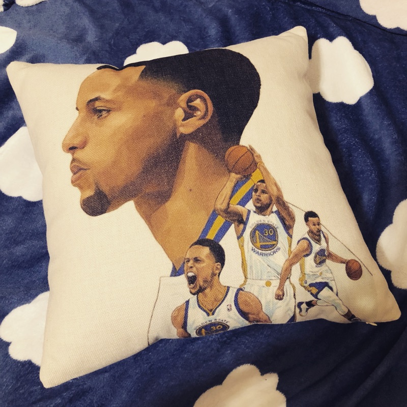 現貨！勇士 NBA 勇士隊 Stephen Curry 枕頭 抱枕 枕頭套 周邊
