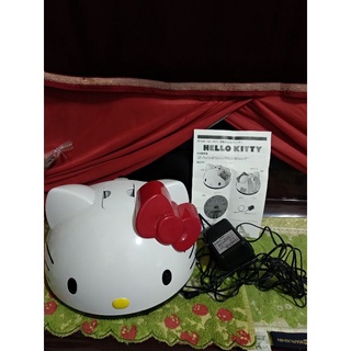 日本 Hello Kitty 充電式 塵蟎機 吸塵器 1300