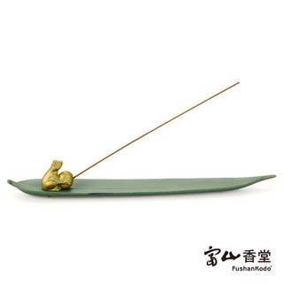 【富山香堂】日本高崗銅器_抱球青蛙竹葉銅香座_日本製