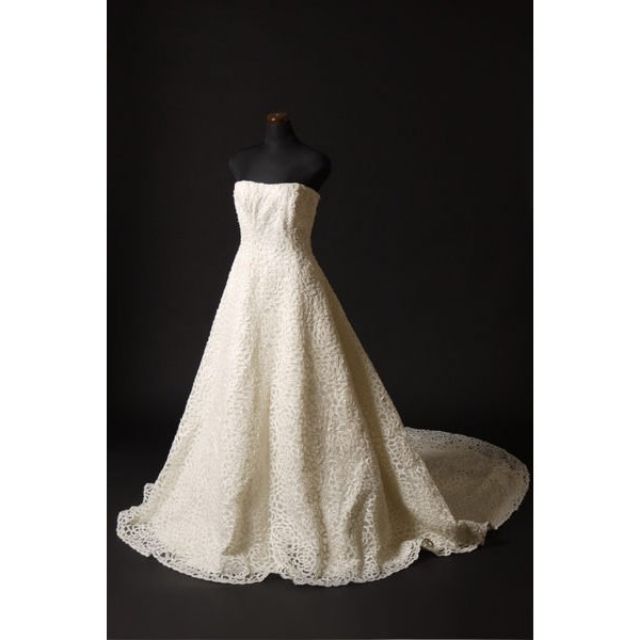 [租借] 華麗  立體蕾絲 簍空 平口 白紗  婚紗 禮服  日本來台