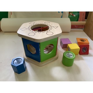 Hape 愛傑卡 形狀配對玩具組(形狀配對玩具)Shape and Match Shape Sorter (二手)