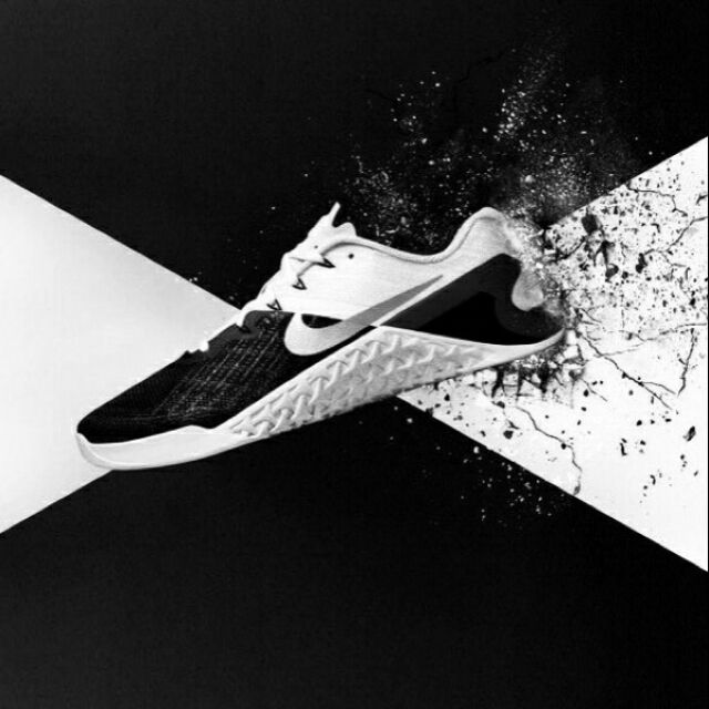 Nike Metcon 3 黑白US9.5 二手八成新