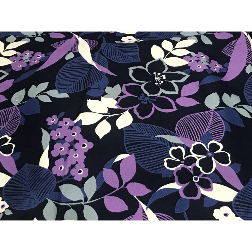 可做成水洗式口罩套～現貨-米米棉麻風--日本製造進口-大花圖案棉布-藍紫色