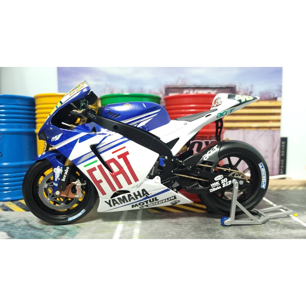 Minichamps 1/12 1:12 YAMAHA YZR-M1 Rossi MotoGP 2007 羅西模型車