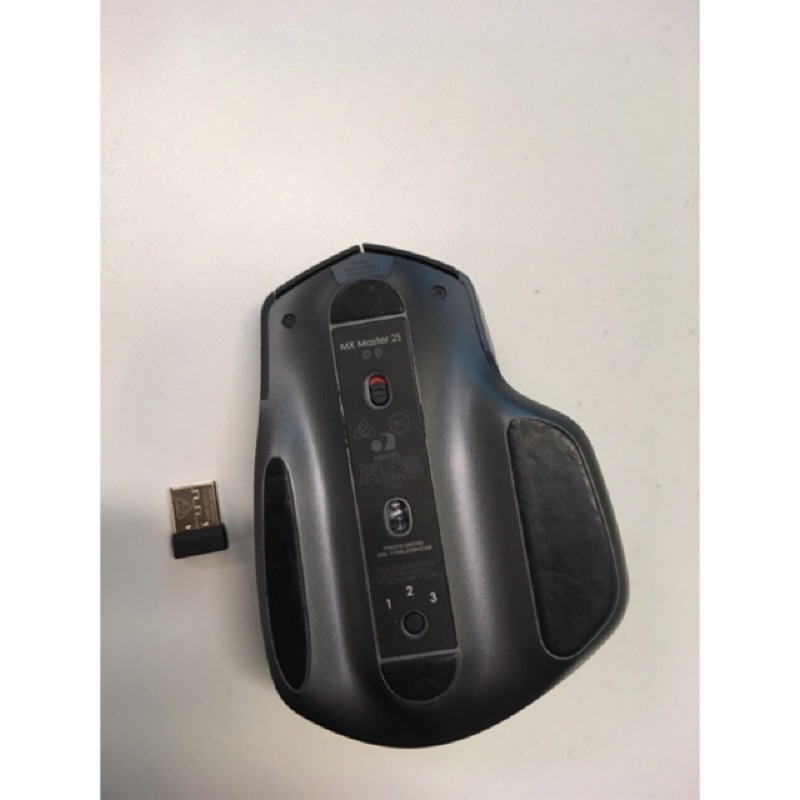 Logitech mx master 2s 藍芽無線滑鼠