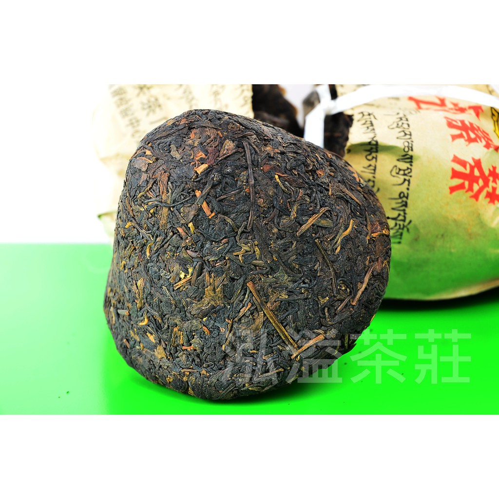 【泓溢茶莊】2005年 下關班禪緊茶