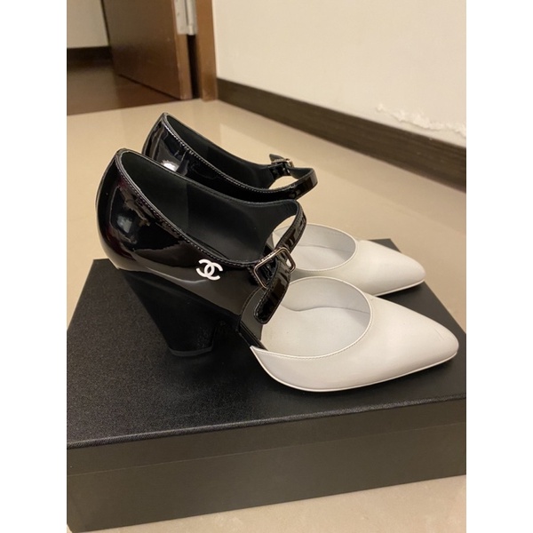 全新_Chanel 2020 早春經典黑白雙色鞋