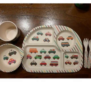 兒童竹纖維餐具組，含餐盤、碗、杯子、湯匙、叉子