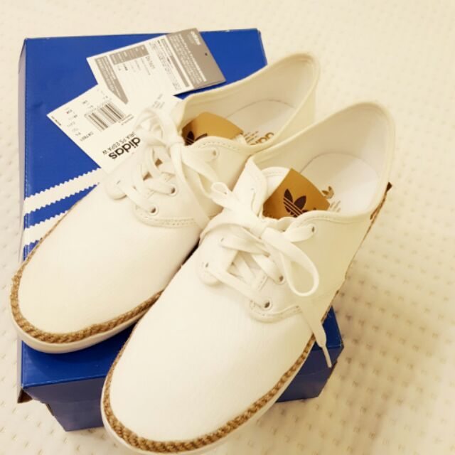 日本購入~全新adidas白色帆布鞋/休閒鞋