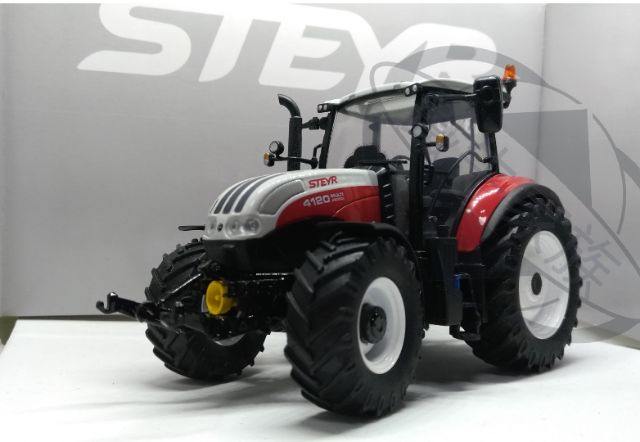 【鐵牛家族】UH 農機 拖拉機 火犁仔 曳引機  1/32 STEYR 4120 MULTI 斯泰爾 合金模型