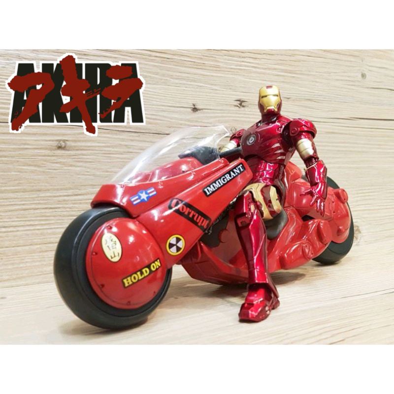 ⭐喔啦玩具店⭐吊卡 包裝 AKIRA 阿基拉 摩托車 機車 電單車 麥法蘭 老玩具  公仔 玩具 賽博龐克 2000年