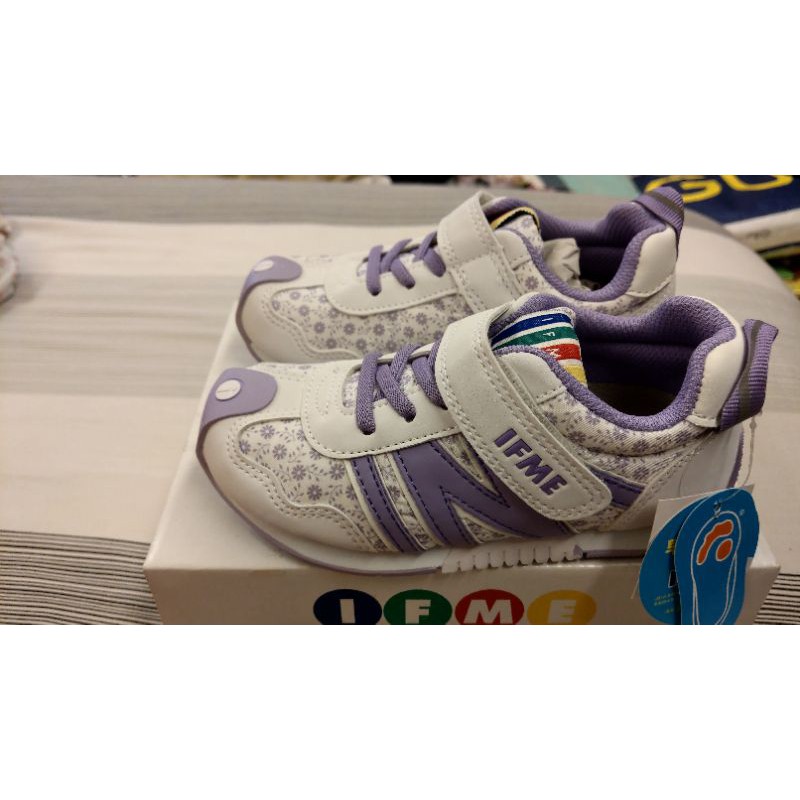 IFME紫花運動鞋18cm