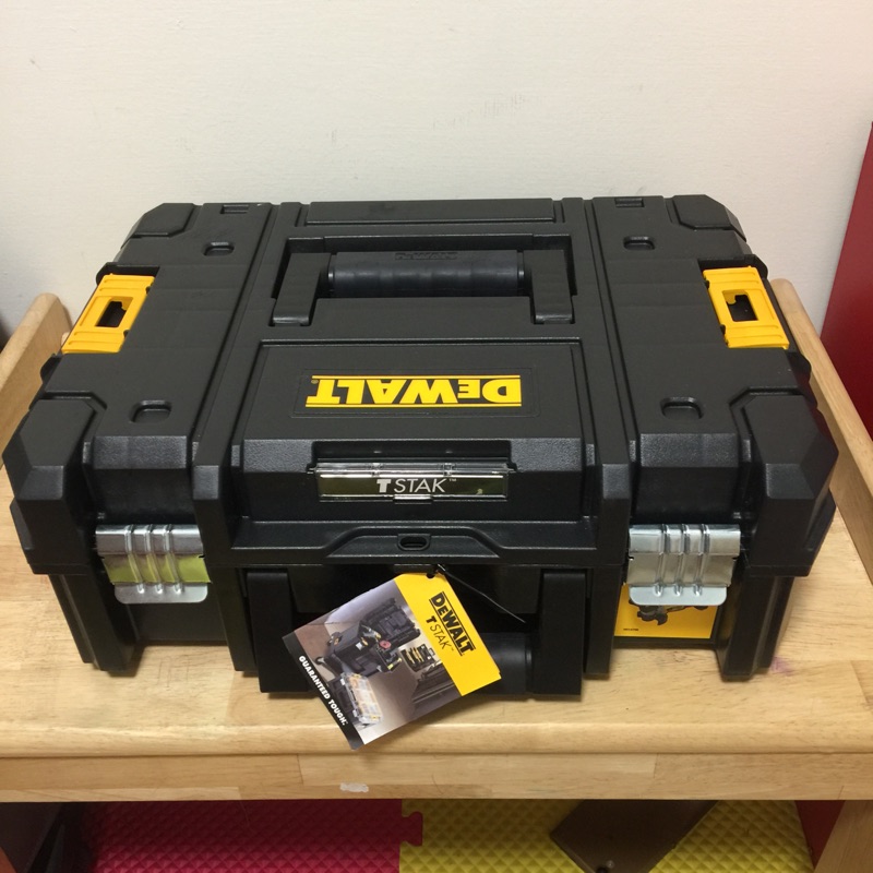 全新 DeWALT 得偉 DWST17807  上開式雙手把變形系列箱