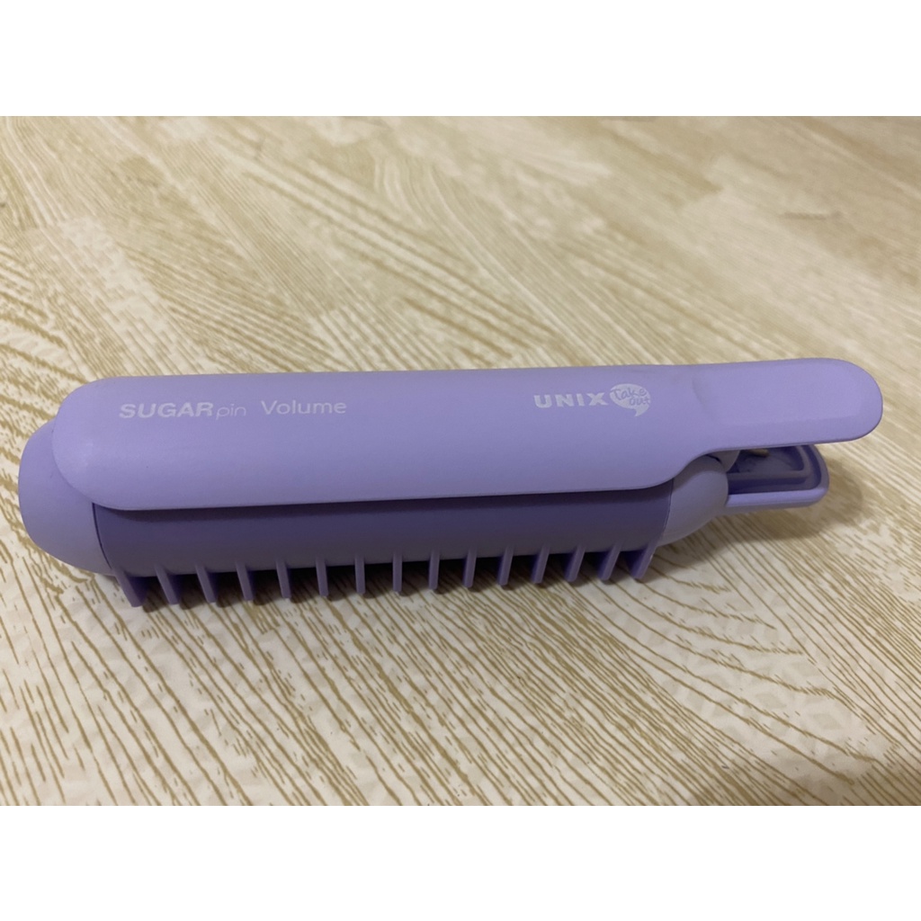 【二手】UNIX SUGAR PIN 蜜糖蓬蓬髮捲夾 USB充電髮捲 髮捲 紫色 (不含線)