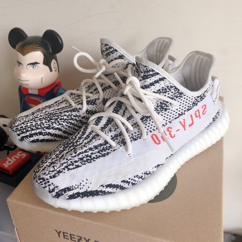 二手 YEEZY BOOST 350 V2 斑馬2018