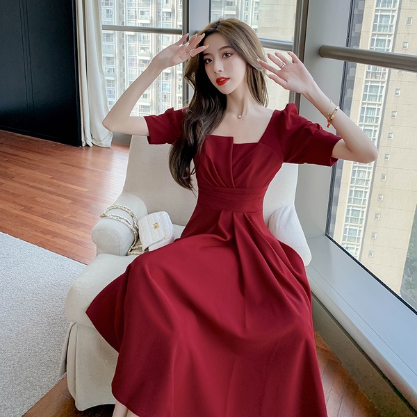 【平價小禮服推薦2024】婚宴穿搭洋裝、謝師宴小禮服品牌推薦