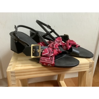 Charles & Keith 永續系列高跟涼鞋 二手