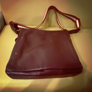 Bally 紅白背帶斜背包
