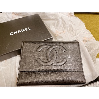 Chanel vintage 魚子醬中夾